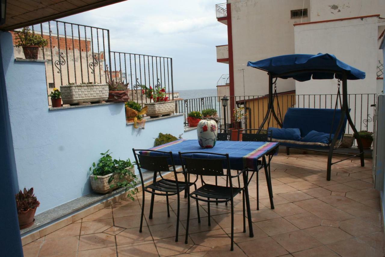 Casa Vacanze Aloha Giardini Naxos Exterior foto