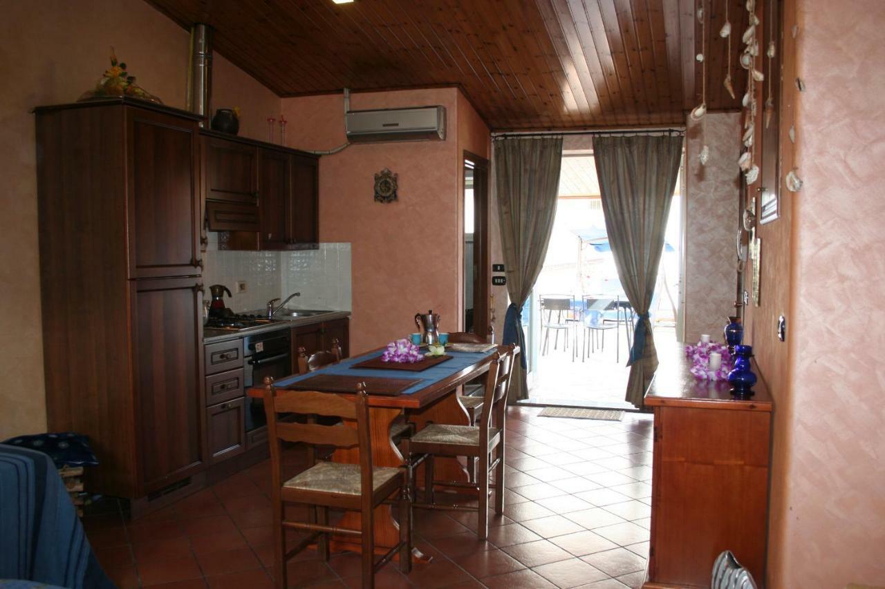 Casa Vacanze Aloha Giardini Naxos Exterior foto