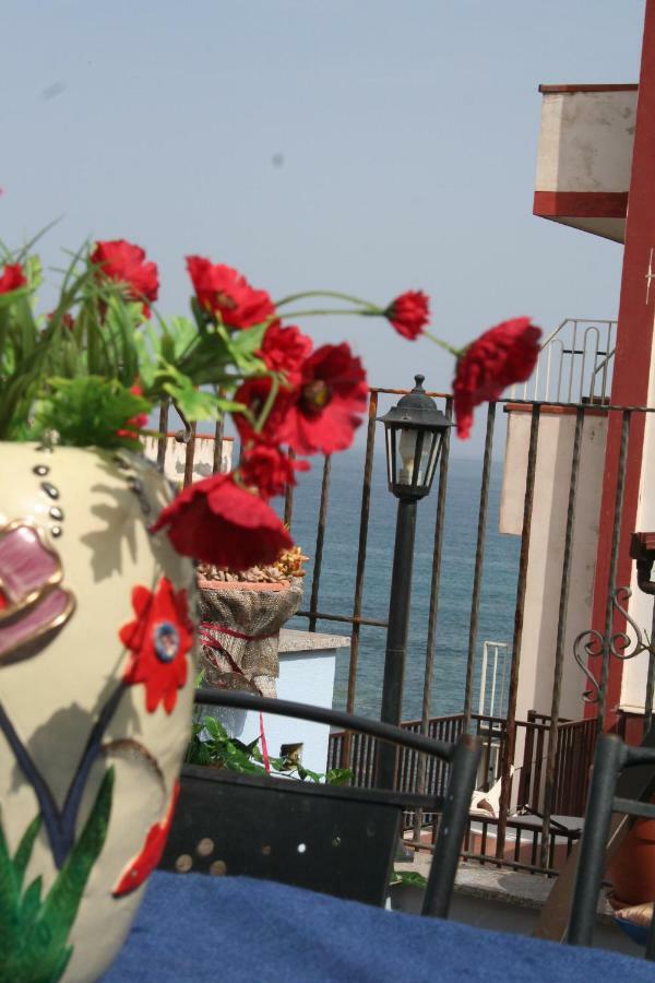 Casa Vacanze Aloha Giardini Naxos Exterior foto